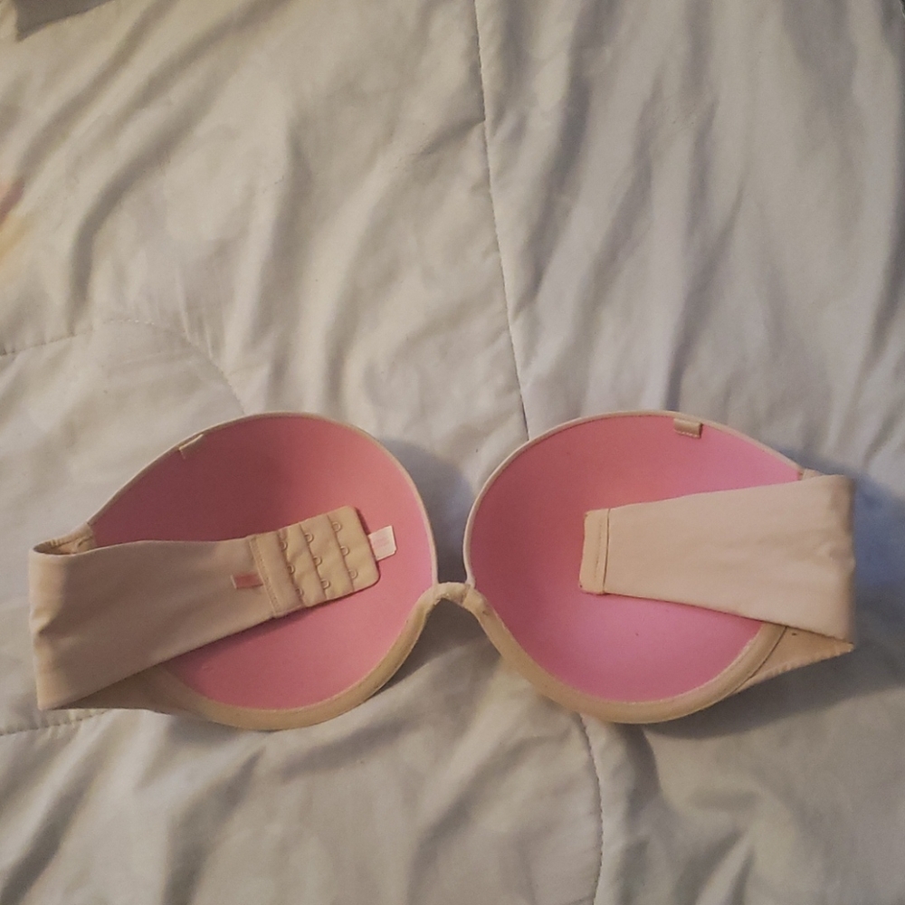 Strapless Bra - Picture 2 of 3